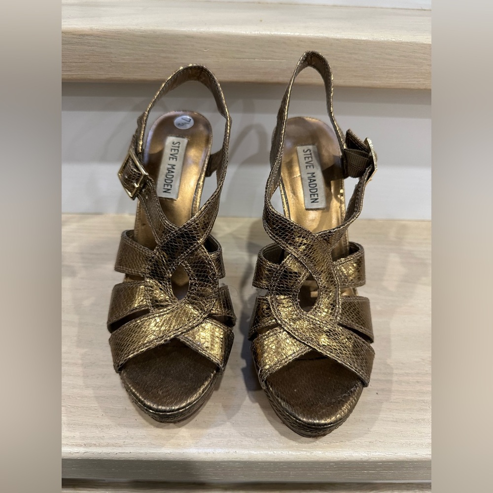 Steve Madden Heels (Size: 7.5)